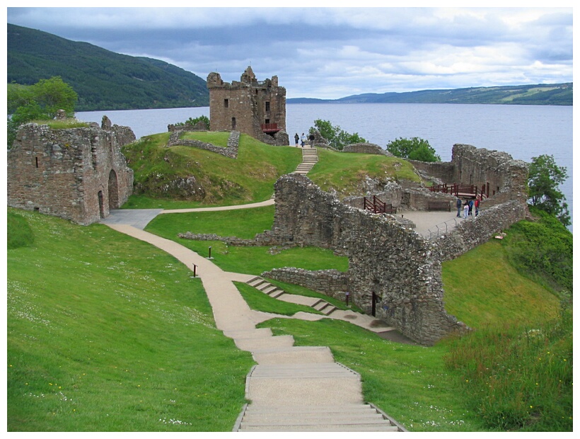 Urquhart Castle 