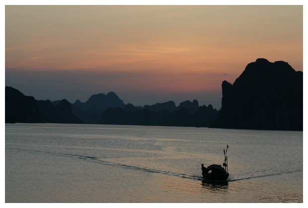 Sunset scene at Halong Bay