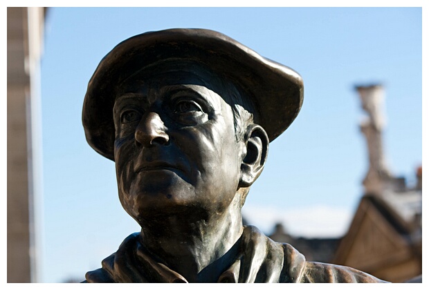 Estatua de El Celedn