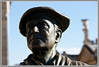 Estatua de El Celedn