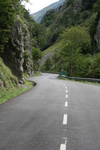 Carretera en el Desfiladero