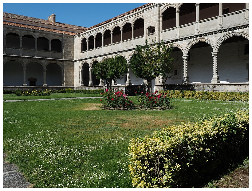 Claustro de los Reyes