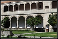 Claustro de los Reyes