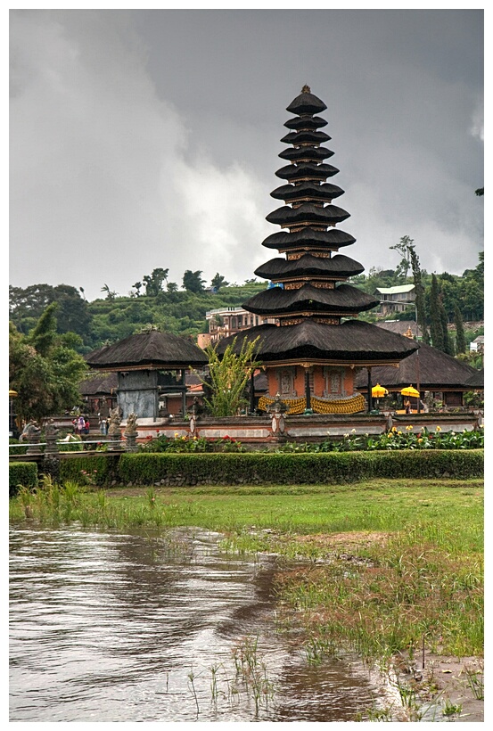 Eleven-Tiered Meru