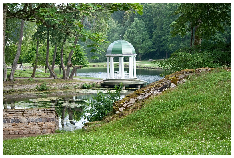Little Pavillion