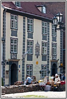 Facade of Skarnu Iela