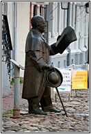 Statue of J.V. Jannsen