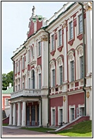 Kadriorg Palace