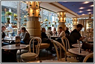Cosy Cafe