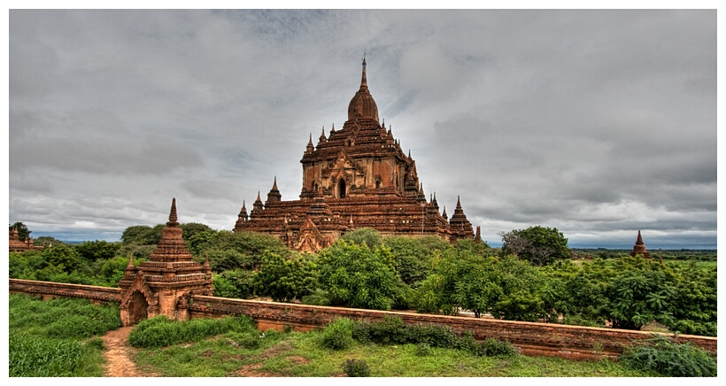 Htilominlo Temple