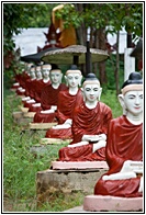 Aligned Buddhas