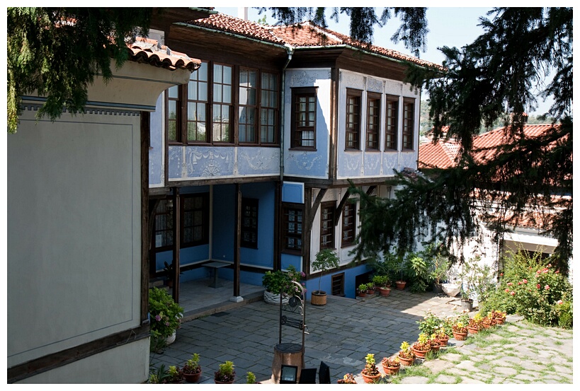 Hindliyan House