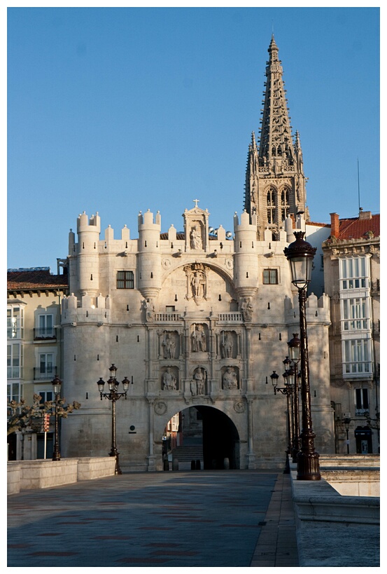 Puerta de Santa Mara