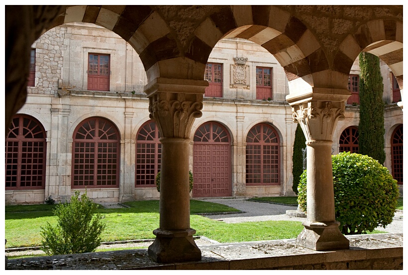 Claustro