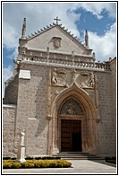Portada de la Iglesia