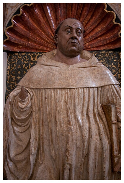 Talla de Monje Benedictino