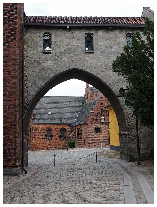 The Arch of Absalon
