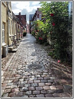 Small Alley