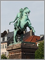 Hjbro Plads