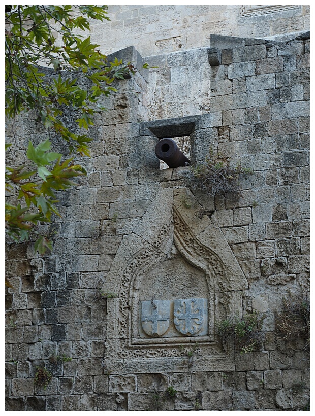 Cannon on the Wall