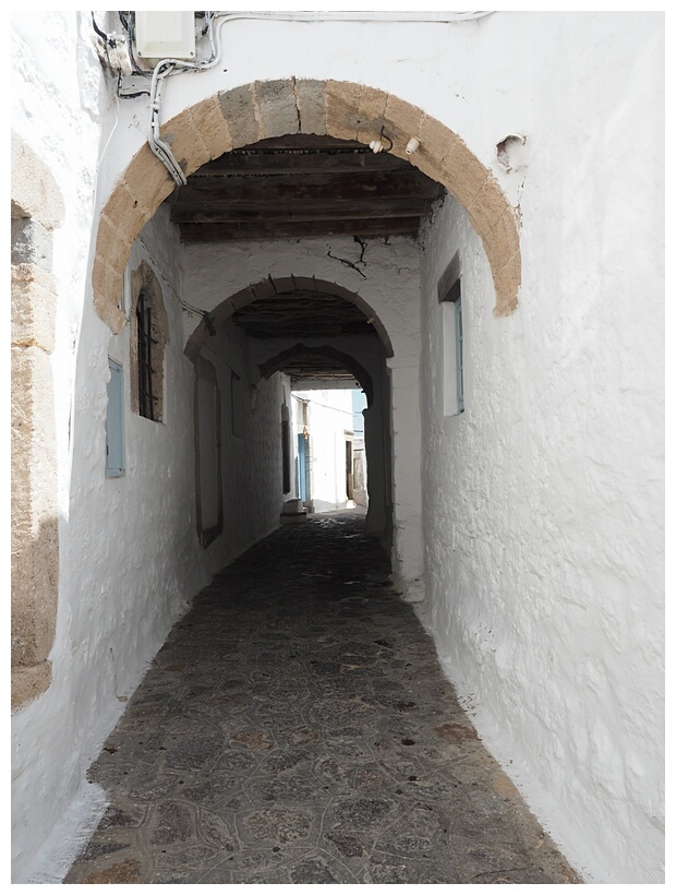 Hora Passage