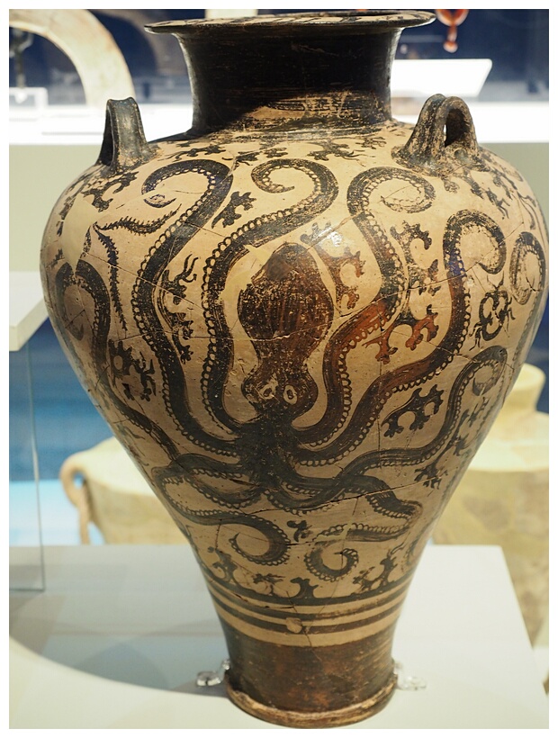 Octopus Amphora