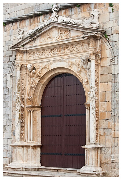 Portada de Santa Mara de la Magdalena