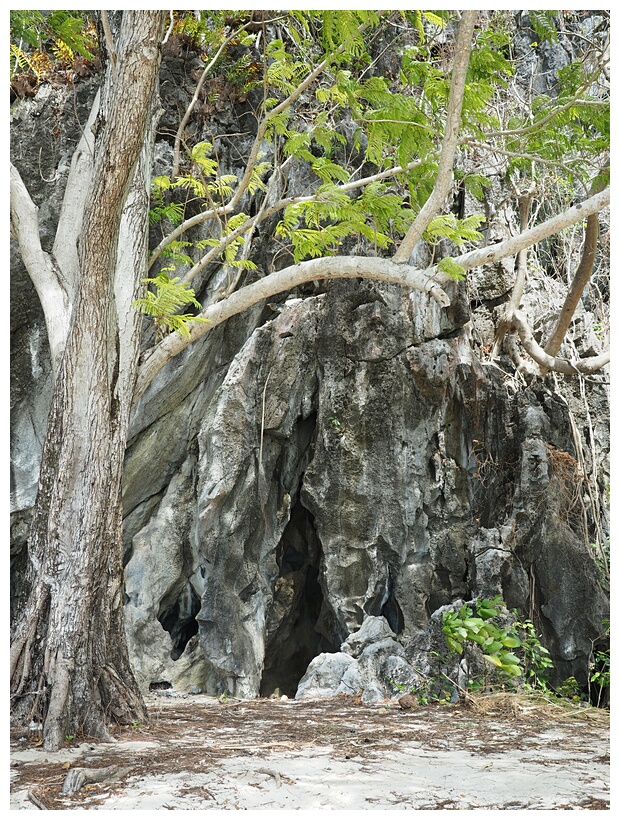 Cadlao Island