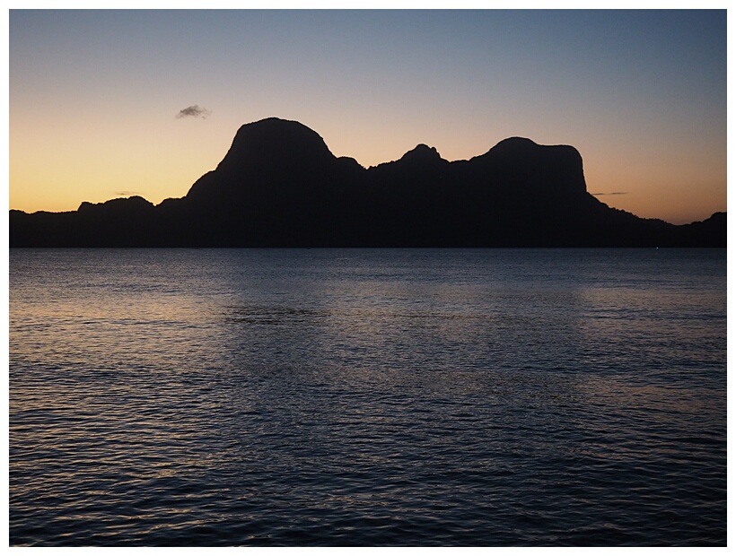 Cadlao Island