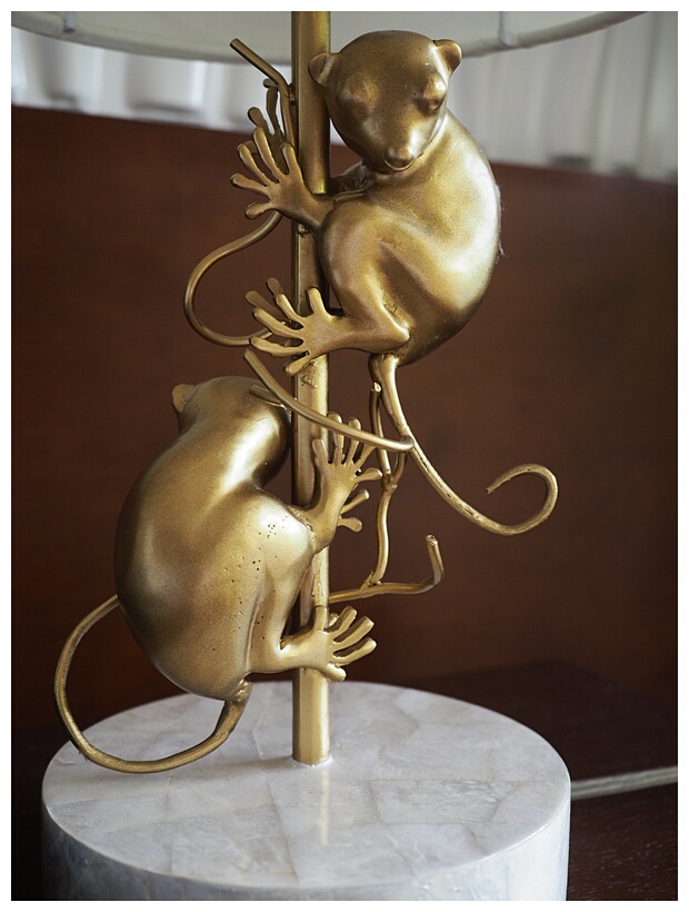 Tarsier Lamp