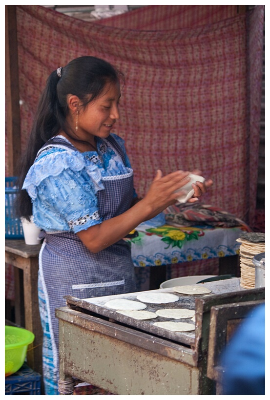 Haciendo Tortillas