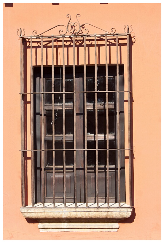 Ventana Colonial