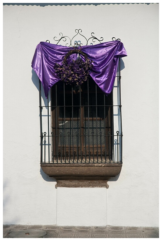 Ventana Colonial