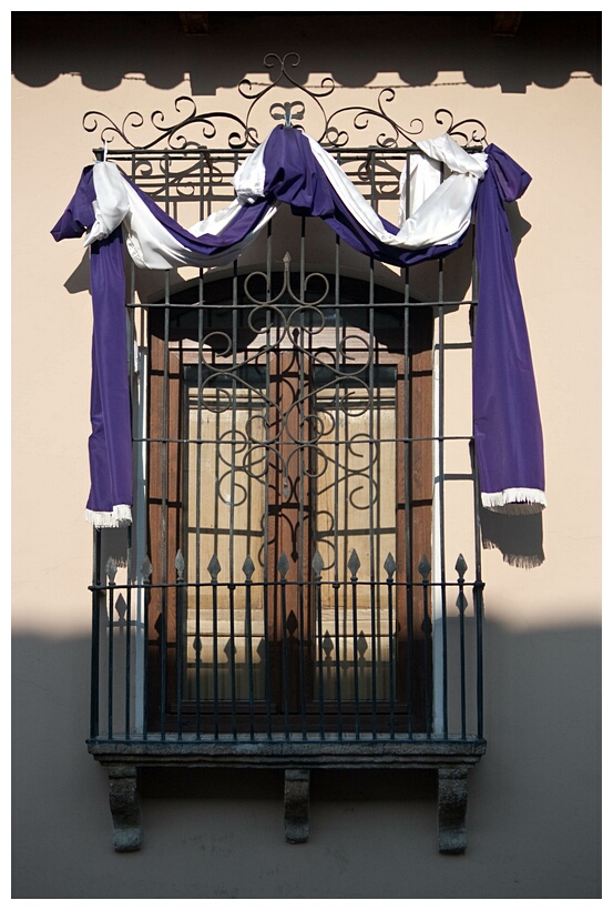 Ventana Colonial