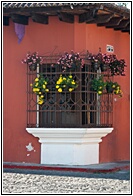 Ventana Colonial