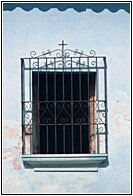 Ventana Colonial