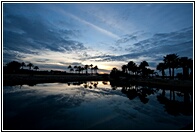 Anochece en el Muelle de las Carabelas