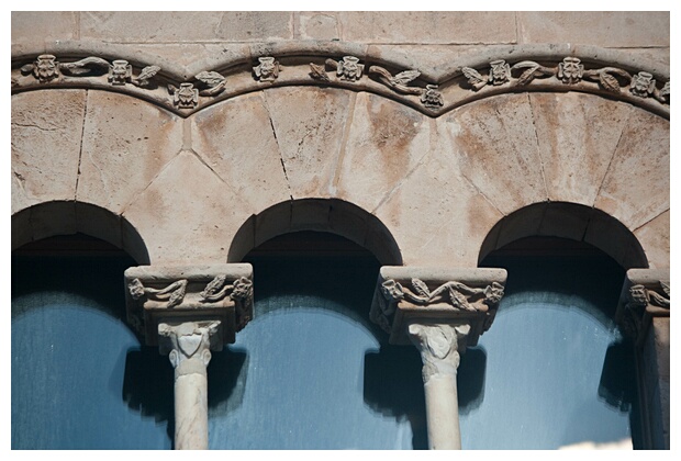 Arcos