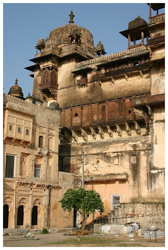 Orchha Fort