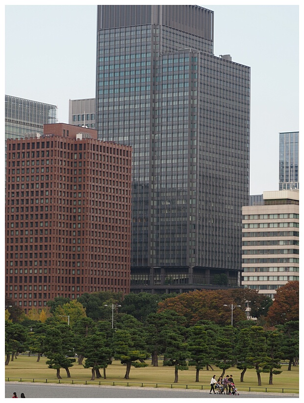 Kokyo Gaien National Gardens