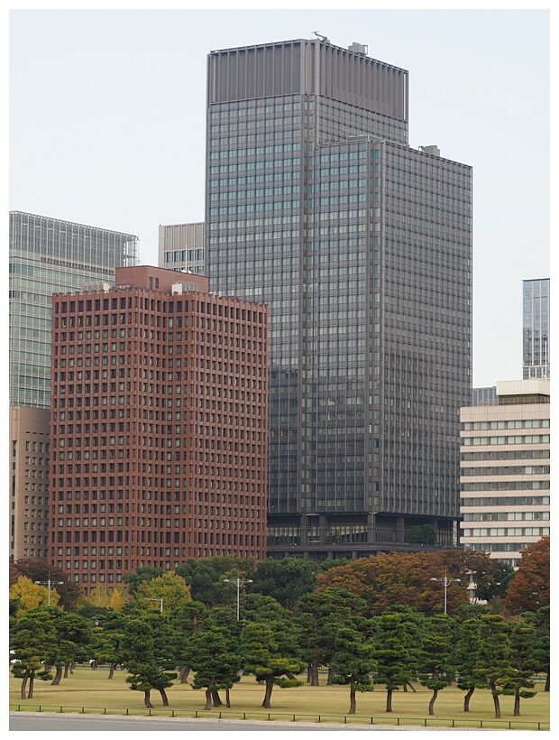 Kokyo Gaien National Gardens