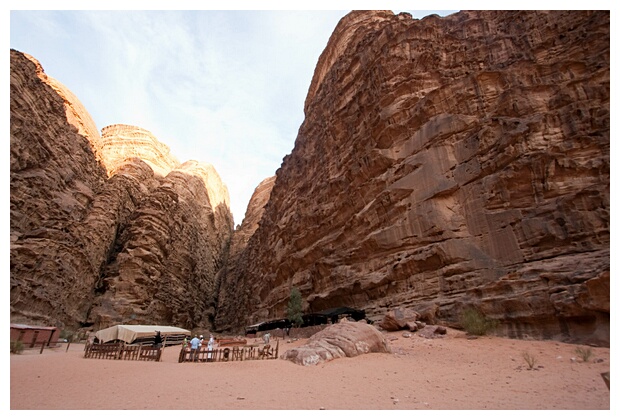 Siq Umm Tawaqi Camp
