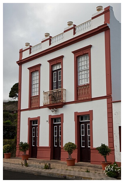Los Canarios