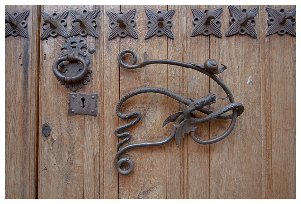 Un Dragn en la Puerta