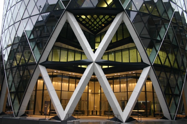 Detalle del edificio de Norman Foster