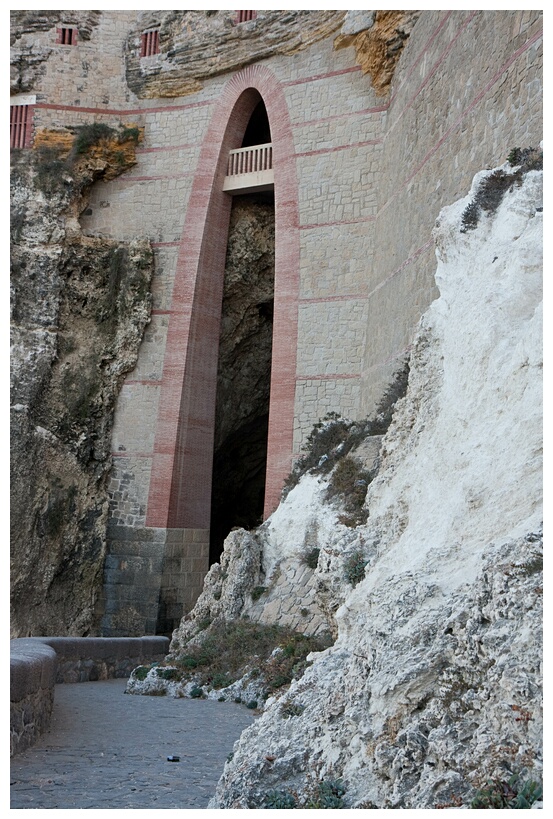 Parabolic Arch