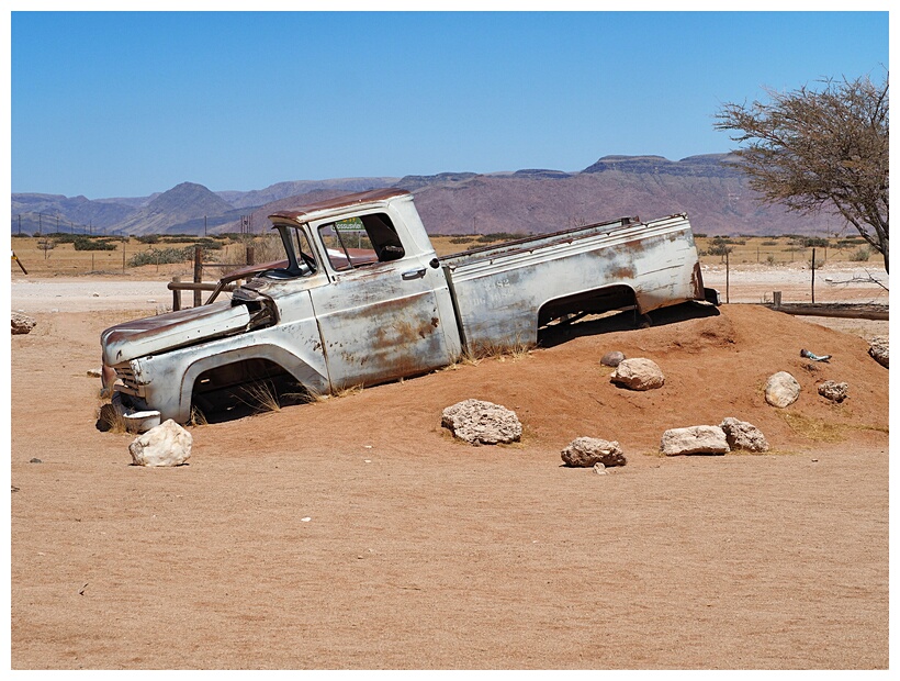Rusty Cars