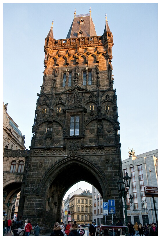 Powder Gate