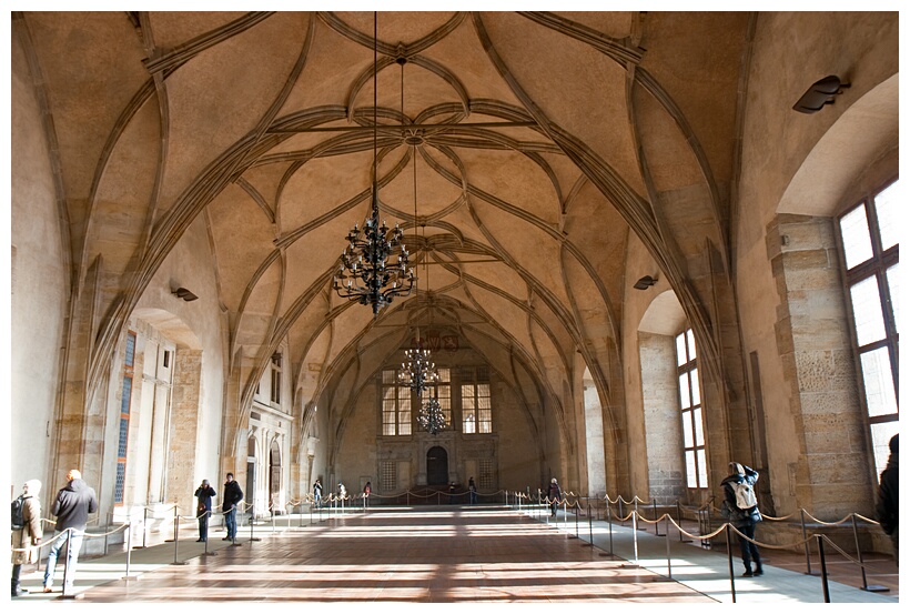 Vladislav Hall