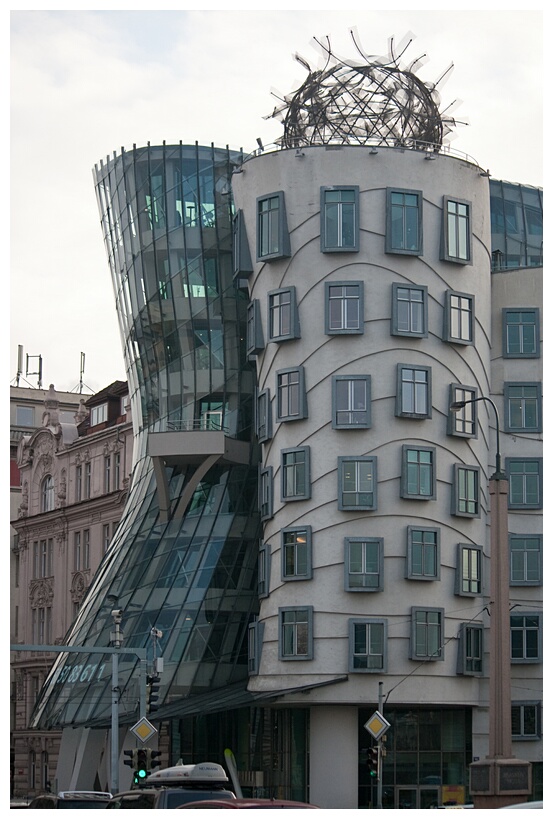 Dancing House